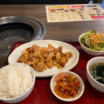 Yakiniku Tabe Hudaipurupuruhorumon - ホルモンミックスランチ825円