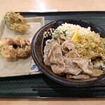 はなまるうどん - 塩豚おろしぶっかけ冷小、磯部かしわ天、1本足げそ天