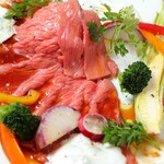めがね食堂 a la gri - 黒毛和牛のローストビーフ　山葵の泡を添えて
