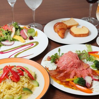 A variety of carefully selected dishes