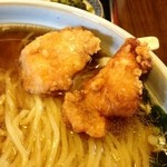 田吾作 - Bセット：らーめんに唐揚げを載せると旨い！（＾◇＾）