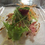 Yamaguchi - サラダは玄海灘で獲れたプリプリの真ダイの乗ったサラダです。
       
