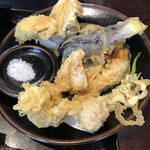 ふじや - てんこ盛りの野菜天ぷら！