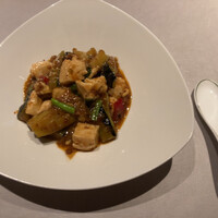 中国飯店 富麗華 - ナスと豆腐スパイシー土鍋煮込み