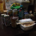 セブンイレブン - 料理写真:かつ丼と肉うどんと飲み物
