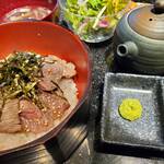 仙臺牛的蒲燒鰻魚飯