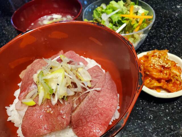 A5仙台牛焼肉食べ放題 肉十八 仙台駅前店 - あおば通（焼肉）の写真