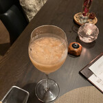 wine & restaurant J8 - 