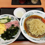 日高屋 - 黒酢しょうゆの冷やし麺