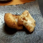 日本橋橘町　都寿司 - ミル貝下の炙り