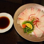 道後湯の宿 さち家 - 媛鯛の薄造り。絶品です！