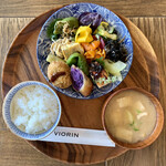 食堂カフェ バイオリン - 