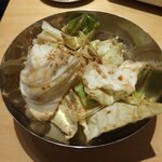 大阪焼肉・ホルモン ふたご - ごま塩キャベツ