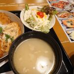 串八珍 - 特選鶏スープとサラダ