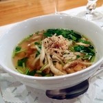 シュマンドール - コンソメと時鮭と茸の一口雑炊