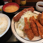 西麻布 三河屋 - 三河屋(海老フライ定食+メンチカツ単品)