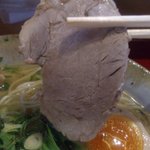 脂身は少なく、肉の旨味たっぷり