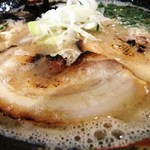 どやぺぺらぁ麺 - 炙りチャーシューが絶品♪