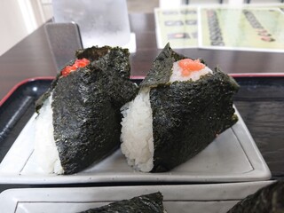 Enmusubi - 
                        たらこバター 280円、すじこ 480円