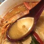 タイ スパイシー - トムヤムクンラーメン　スープアップ