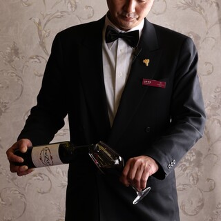 ソムリエがいるレストラン