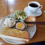 萌 - 料理写真:モーニング　400円