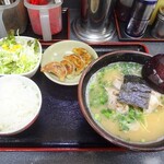 博多どんたく - ラーメン定食(1)