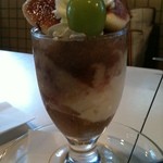 フルーツパーラーフクナガ - いちじくのパフェ