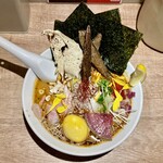 スパイスラーメン 点と線. - ・スペシャルスパイスラーメン 1400円