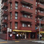 ラーメン二郎 - 12:10マジか？の人数