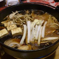 西新初喜 姪浜駅南店 - すき鍋。まずはお野菜から・・・