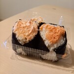 Onigiriya shun - めんたいマヨと鮭 各245円