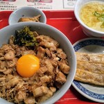 台北餃子 経堂張記 - 魯肉飯と名物鍋貼棒焼餃子(980円)