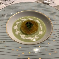 シェ・イノ - ズワイガニのアヴォカドクリームソース　キャビア添え