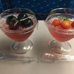 花いちご - 新幹線の車内で頂きました♪