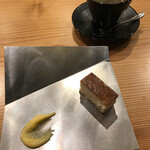 37+1 - チーズケーキとコーヒーの組み合わせは間違いなしです。