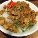 麺処 びぎ屋 - 鶏そぼろご飯
