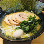 横浜家系ラーメン 辻田家 - 