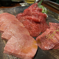 蕃 YORONIKU - 