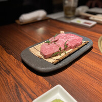 神戸牛炭火焼肉 いく田 代々木 - 