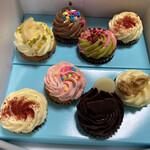 LOLA'S Cupcakes - 