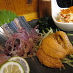 魚んと - 【再訪３】ウニ、サンマ、カニアップ