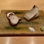 鮨 さかい - 【写真②】志賀島の蛸と唐津の鮑