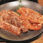 Gyuukaku - ２種類の柔らかお肉
