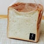 レタンプリュス - パン・ド・ミー ￥384