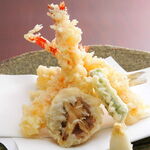 Tempura set meal (with Small dish and Simmered dish)