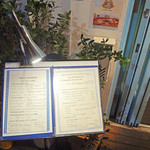 トラットリア・築地パラディーゾ - エントランス前