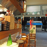 トラットリア・築地パラディーゾ - ４人掛けカウンター