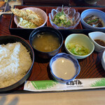 和食レストランとんでん 苫小牧店 - 