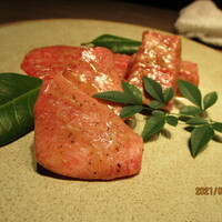 USHIGORO S. GINZA - タンとハラミと厳選部位のトウガラシ